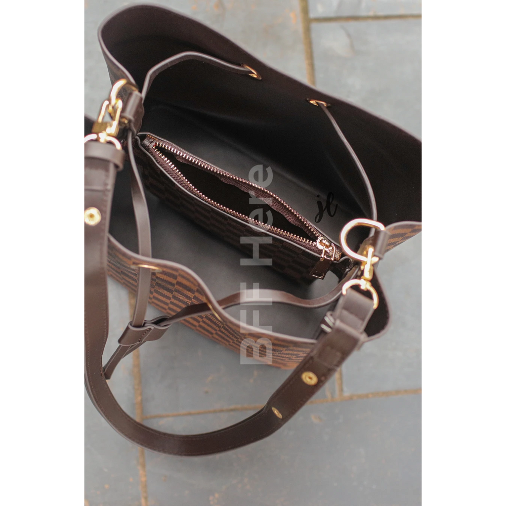 Crew Checkered Bucket Bag - BFF Here