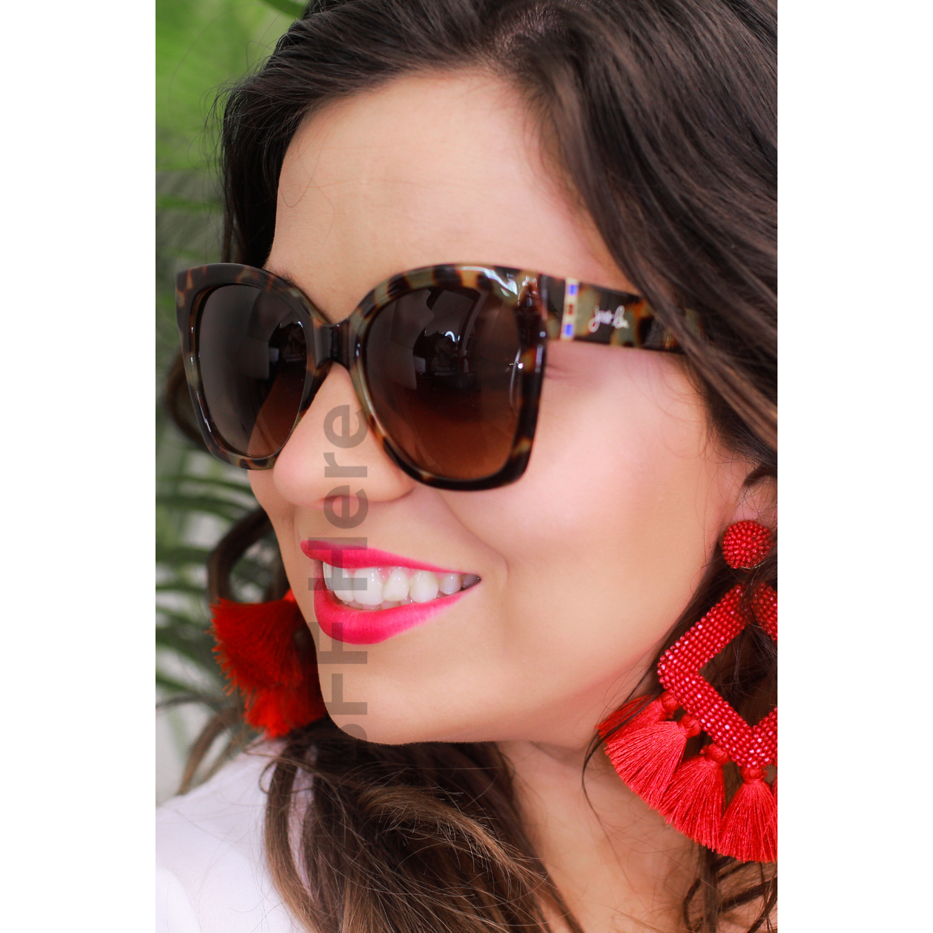 Red Carpet Cat Eye Sunglasses - Choice of Color - BFF Here