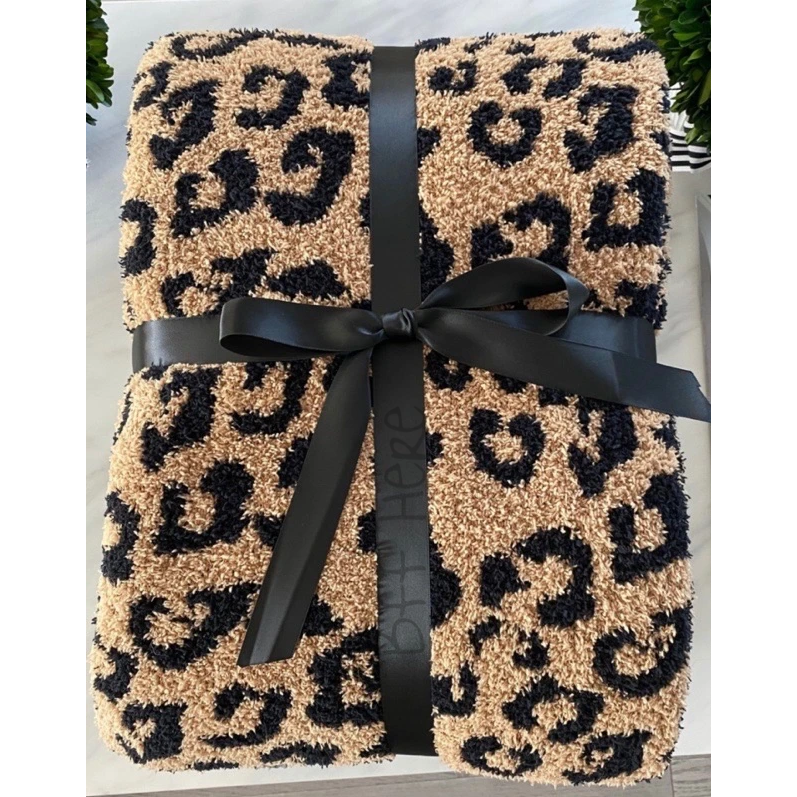 Dreamy Luxe Leopard Blanket - BFF Here