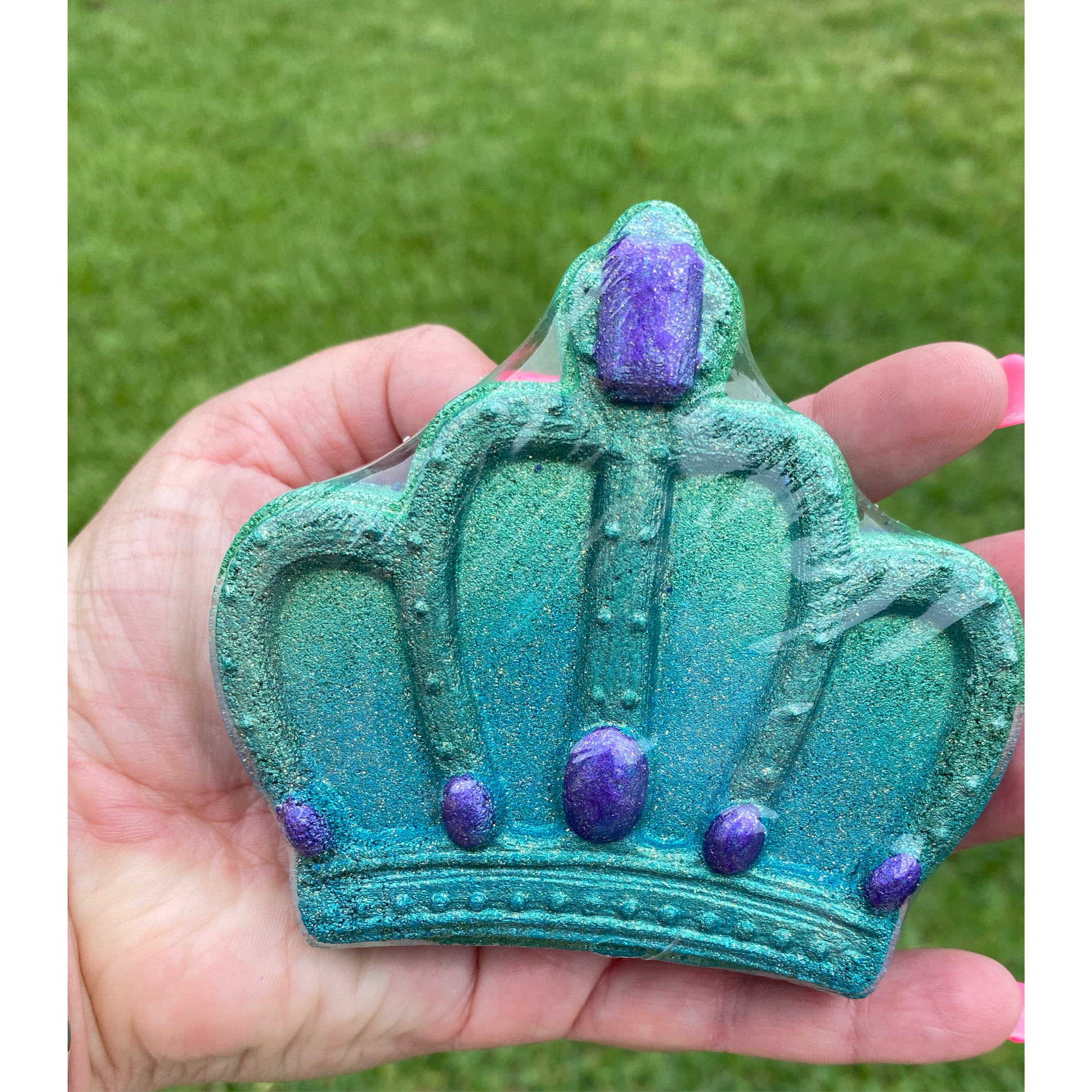 Mermaid Tiara Bath Bomb - BFF Here