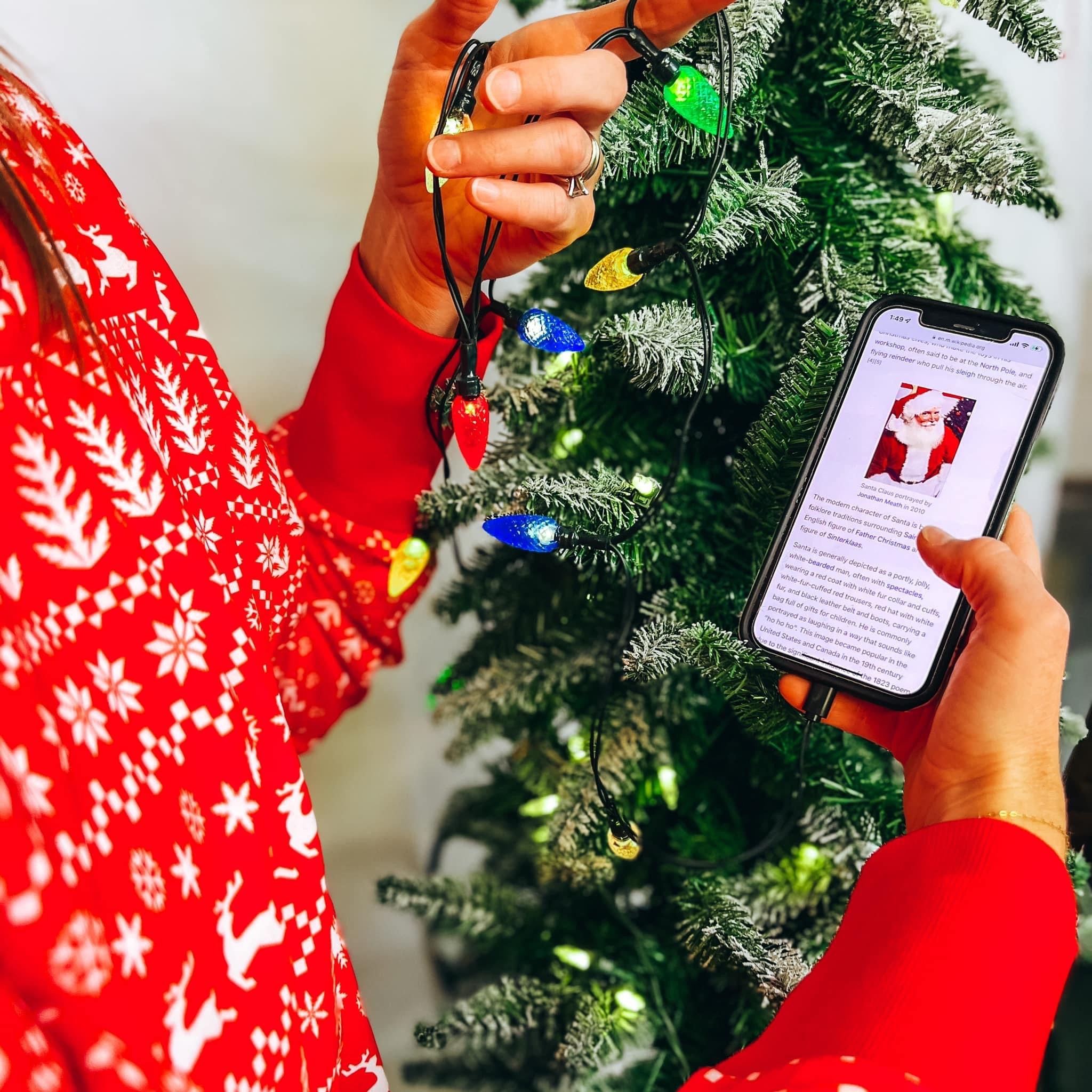 Christmas Light Phone Charger - BFF Here