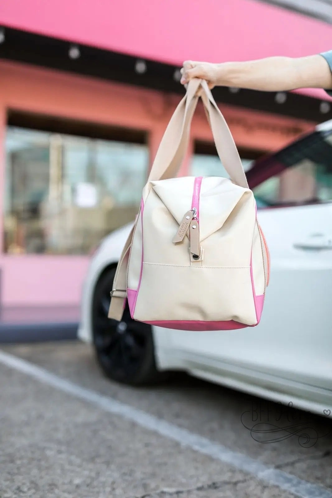 PREORDER—Duffle Bag / Vacay (Cream / Pink) - BFF Here