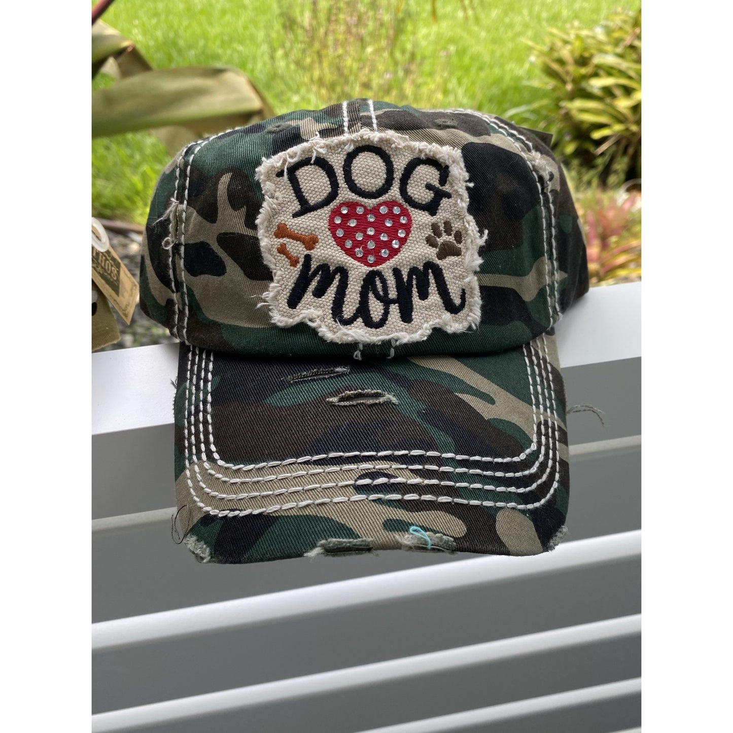 Dog Mom Hat With Heart - Dark Green Camo - BFF Here